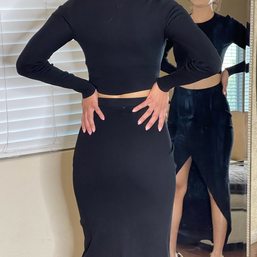 Two piece black set - Picture 4 of 8